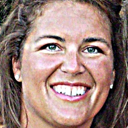 Aimee Gilbert Photo 27