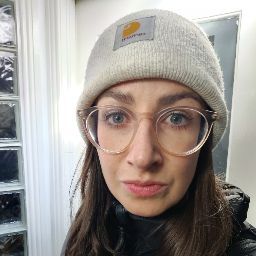 Carla Simpson Photo 39