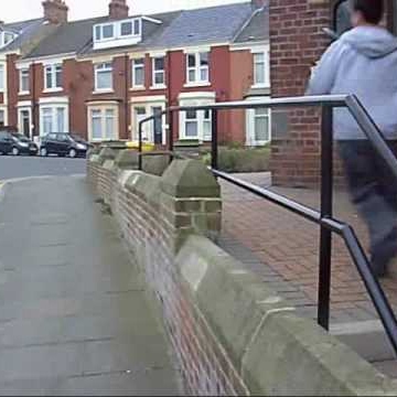 Andy Hale Photo 18