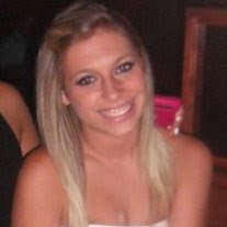 Danielle Richards Photo 19