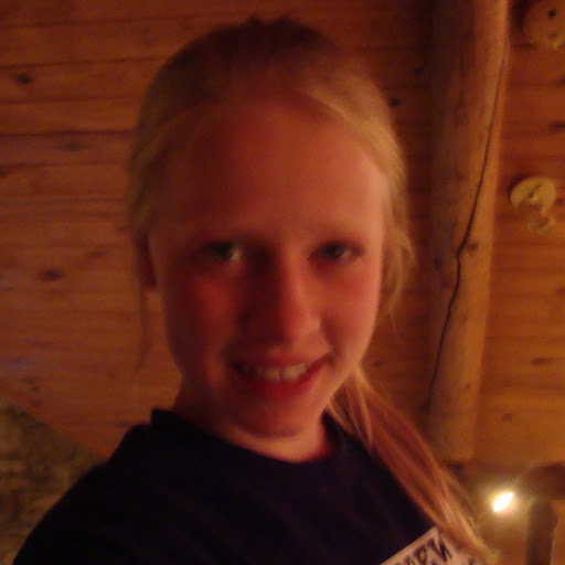 Megan Howard Photo 33