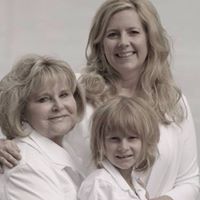Nancy Peeples Photo 15