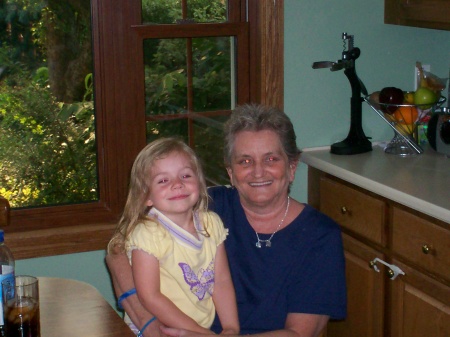 Dolores Smith Photo 20