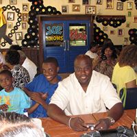 Jessie Martin Photo 32