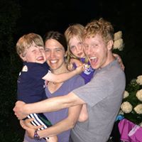 Caroline Bell Photo 23