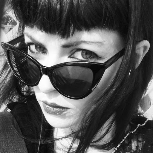 Meredith Dixon Photo 34