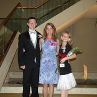 Lisa Roark Photo 8