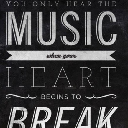 Chelsea Moore Photo 34