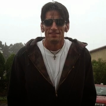 Douglas Richards Photo 21