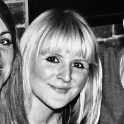 Caroline Hodge Photo 26