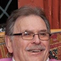 Dennis Foster Photo 27