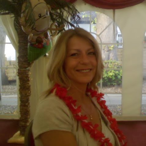 Julie Boyle Photo 19