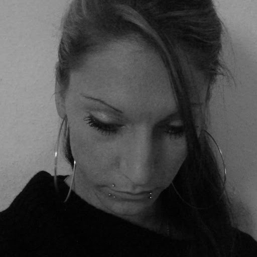 Jennifer Winter Photo 30