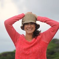 Julie Danielson Photo 37
