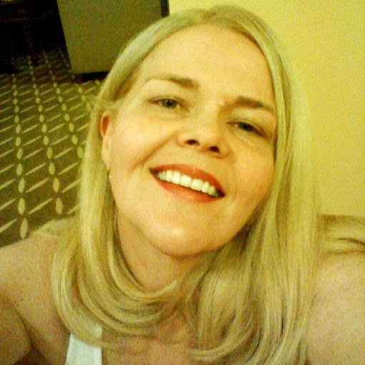 Teresa Williamson Photo 33