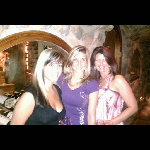 Michele Chandler Photo 24