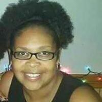 Stacey Everett Photo 34