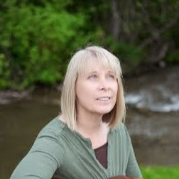 Donna Miles Photo 25