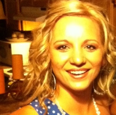 Kelli Stewart Photo 21