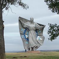 Beth Graves Photo 23