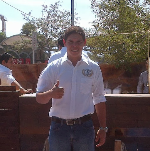 Guillermo Rodriguez Photo 11