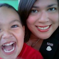 Michele Flores Photo 25