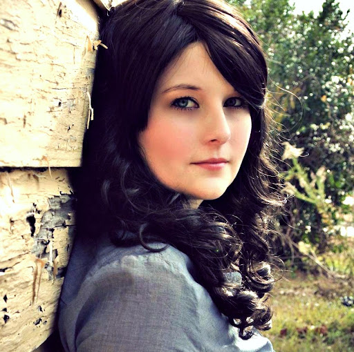 Megan Russell Photo 29
