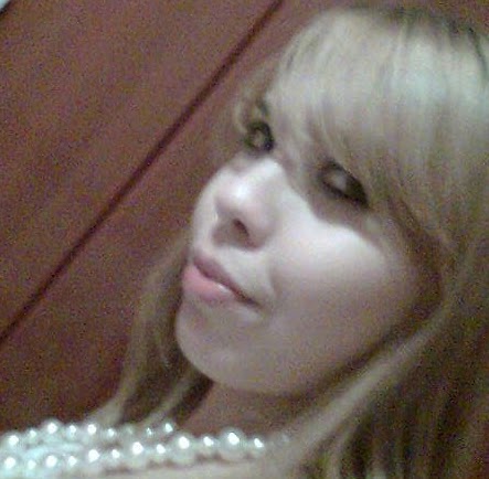 Deborah Alves Photo 32