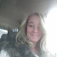 Lisa Weeks Photo 9