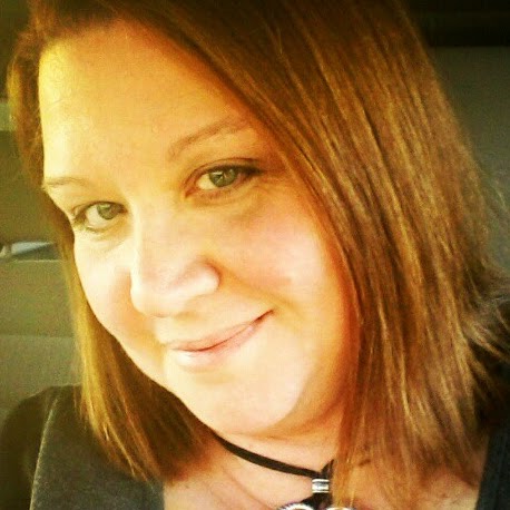 Lisa Ford Photo 31