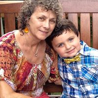 Julie Winter Photo 28