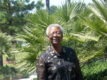 Joyce Anderson Photo 6