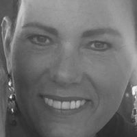Deborah Ervin Photo 17
