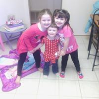 Stephanie Stuart Photo 7