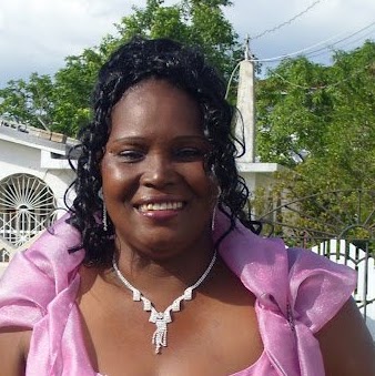 Sylvia Bennett Photo 24