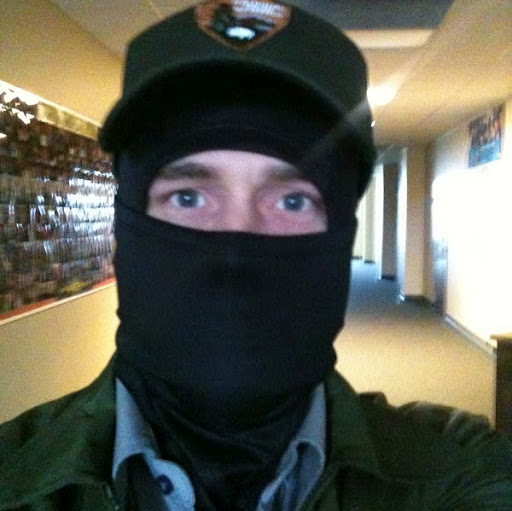 Barrett Davis Photo 22