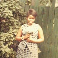 Tracey Jenkins Photo 27