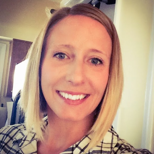 Erin Stafford Photo 36