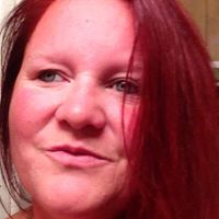 Stephanie Holt Photo 10