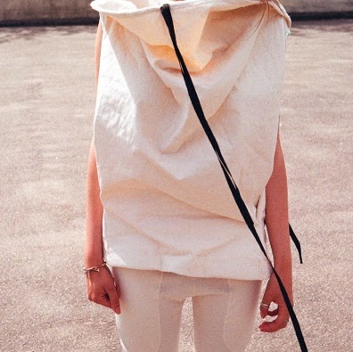 Kate Bowman Photo 32