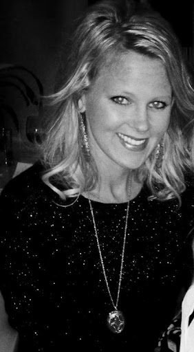 Julia Cannon Photo 19