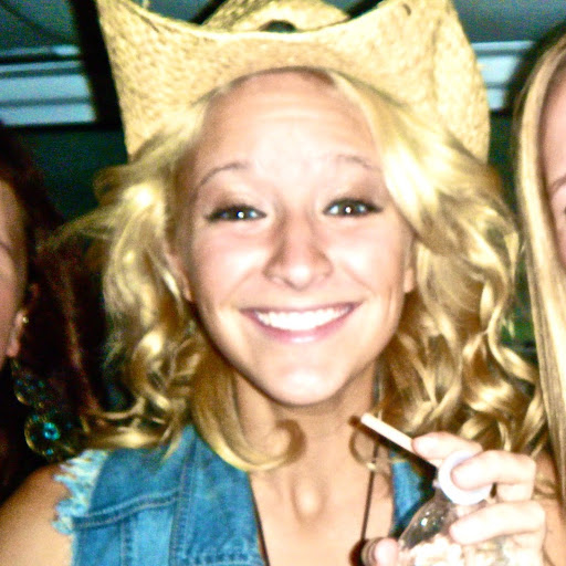 Danielle Mauro Photo 4