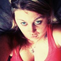 Jacqueline Groves Photo 15