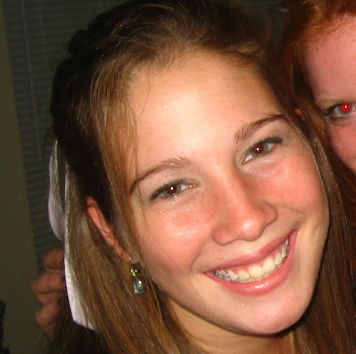Elizabeth Jansen Photo 25