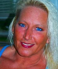 Julie Gross Photo 18
