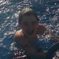 Michelle Hammer Photo 17