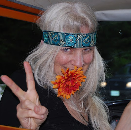 Debra Shields Photo 16