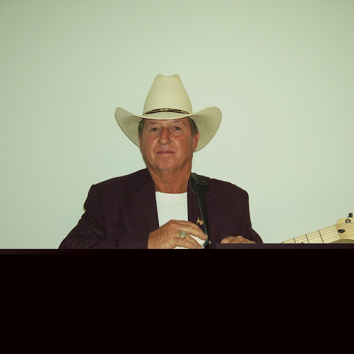 Kenneth Register Photo 17