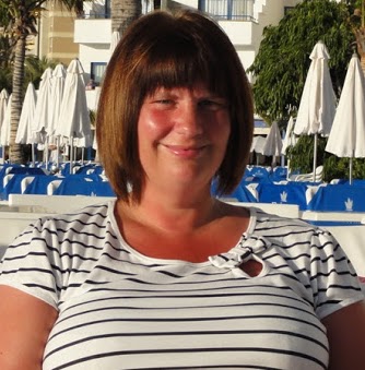 Julie French Photo 34