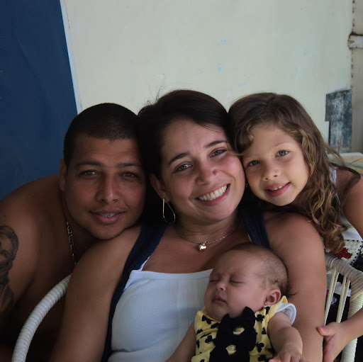 Nancy Azevedo Photo 4